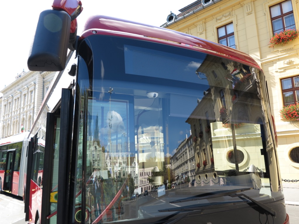 newline-szkt-trolleybus-1.JPG